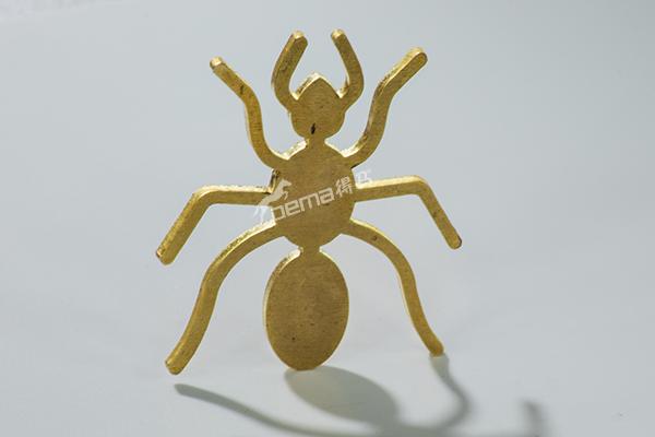 金沙娱场城官网激光切割机切割的蜘蛛造型金属